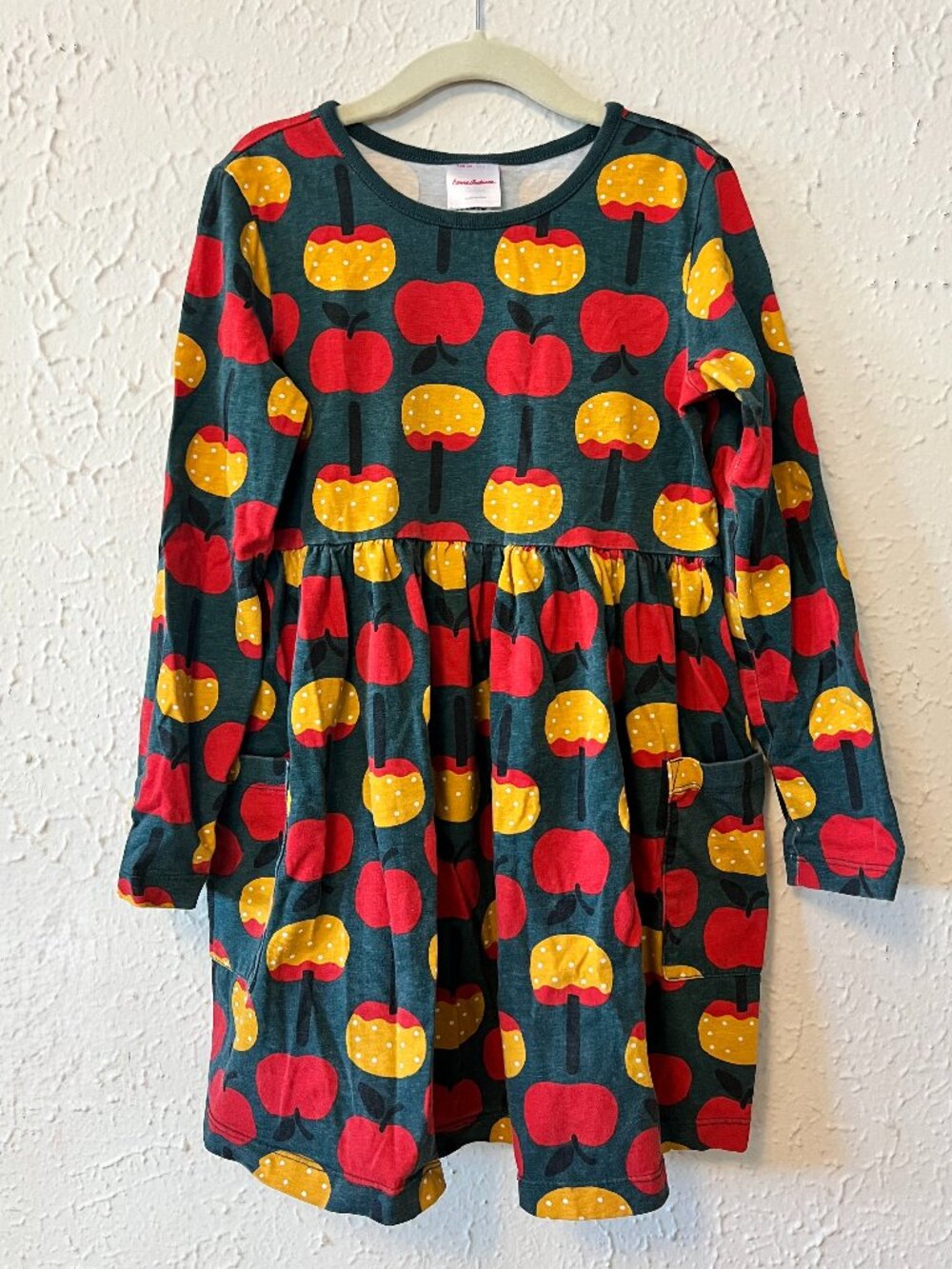 Hanna Andersson Apple Print Dress Size 6-7